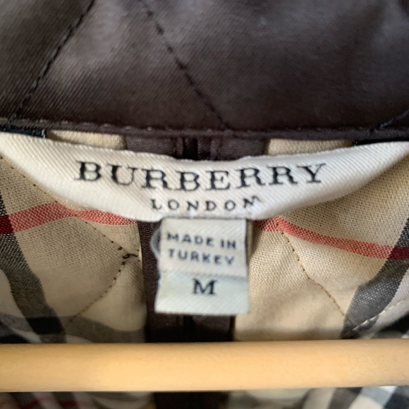 Authentic Burberry jacket - Picture 2 of 12